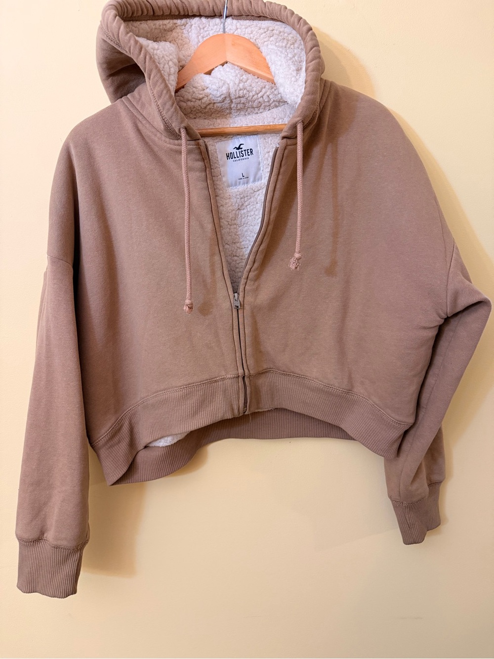 Hollister Women’s L Sherpa Lined Cropped Full Zip Hoodie Brown